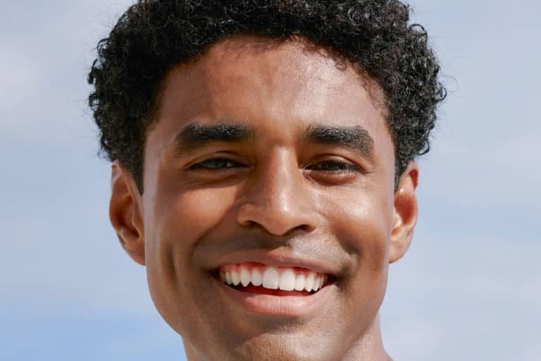 Esthétique du sourire et encombrement dentaire